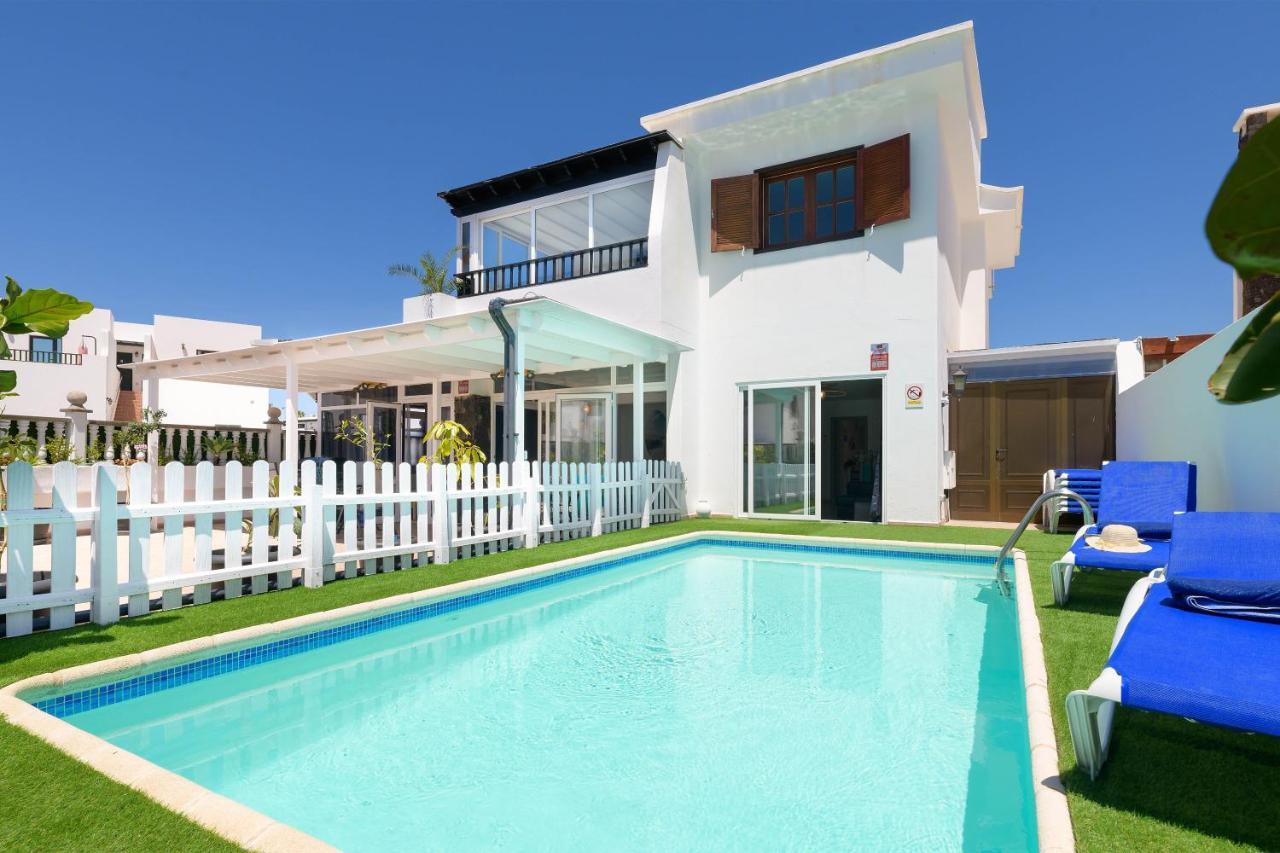 Villa Siroi, Puerto Del Carmen, Heated Pool, 10Mn From The Sea Пуэрто дель Кармен Экстерьер фото